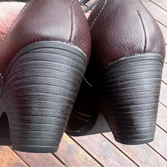 CROFT & BARROW BROWN ORTHOLITE SLIP ON BOOTIE SIZE 10 - Picture 10 of 13